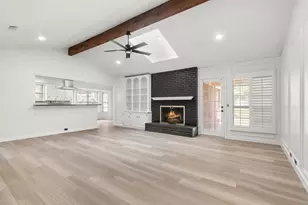 903 Leslie Dr, Arlington, TX 76012 - Photo 9