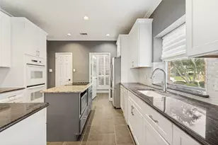 322 Hampton Ct, Coppell, TX 75019 - Photo 9