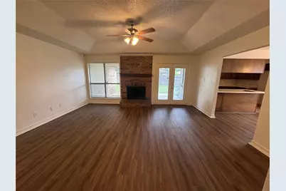 1940 Willow Vale Drive, Fort Worth, TX 76134 - Photo 5