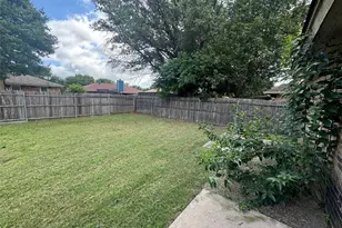 1940 Willow Vale Dr, Fort Worth, TX 76134 - Photo 21