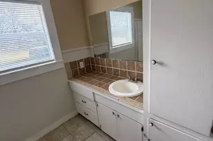 642 N Love St, Oakwood, TX 75855 - Photo 15