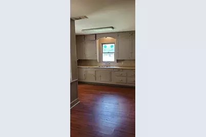 418 N 4th Street W, Clyde, TX 79510 - Photo 5
