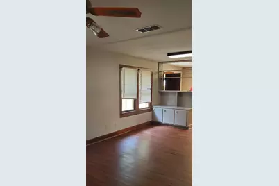 418 N 4th Street W, Clyde, TX 79510 - Photo 7
