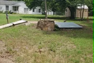 418 N 4th St W, Clyde, TX 79510 - Photo 25