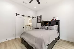 2102 N Prairie Ave, Dallas, TX 75204 - Photo 17