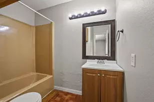 805 Mulkey Ln, Denton, TX 76209 - Photo 23