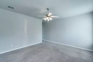 3003 Oak Briar Ln, Grand Prairie, TX 75052 - Photo 17