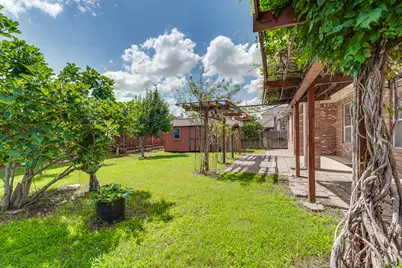 3003 Oak Briar Lane, Grand Prairie, TX 75052 - Photo 35