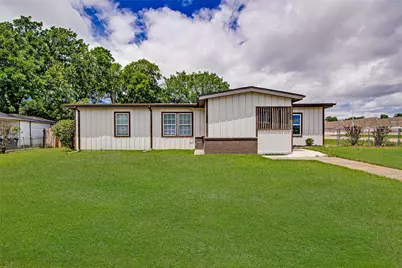 5700 Lenore Street, Fort Worth, TX 76134 - Photo 5