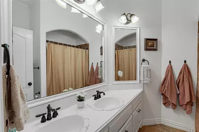 8300 Southridge Court, North Richland Hills, TX 76182 - Photo 29
