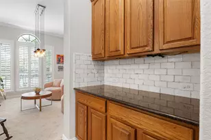 904 Monticello Dr, Burleson, TX 76028 - Photo 9