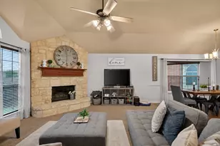 1217 Yukon Dr, Glenn Heights, TX 75154 - Photo 11