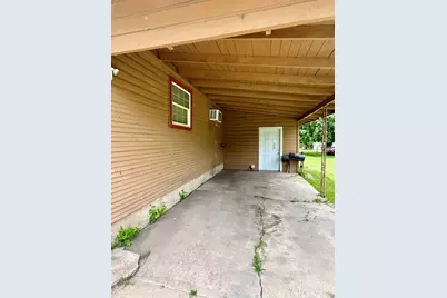 805 W 3rd Street, Clarksville, TX 75426 - Photo 15