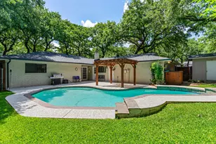 1800 Holm Oak St, Arlington, TX 76012 - Photo 35