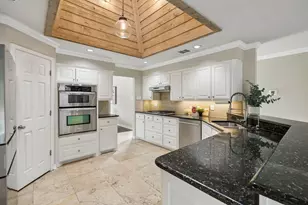 10811 Stone Canyon Pl, Dallas, TX 75230 - Photo 13