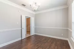 1100 Cedar Valley Dr, Irving, TX 75063 - Photo 11