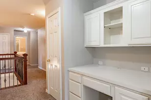 1100 Cedar Valley Dr, Irving, TX 75063 - Photo 23