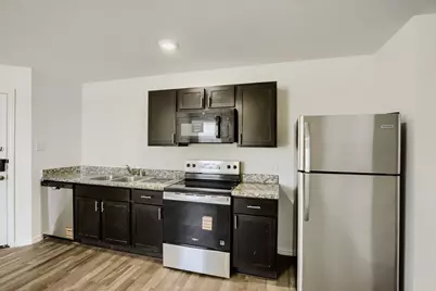 5912 Wilkes Drive, Fort Worth, TX 76119 - Photo 5