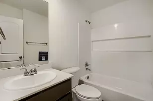 5912 Wilkes Dr, Fort Worth, TX 76119 - Photo 11