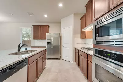 3318 Rosewood Lane, Sachse, TX 75048 - Photo 9