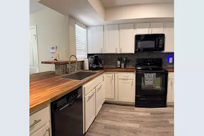 [Address not provided], Arlington, TX 76006 - Photo 5
