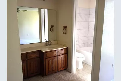 2314 Woodside Drive, Grand Prairie, TX 75052 - Photo 7