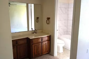 2314 Woodside Dr, Grand Prairie, TX 75052 - Photo 7
