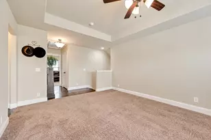 516 W N Creek Dr, Sherman, TX 75092 - Photo 31