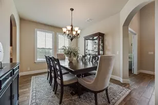 516 W N Creek Dr, Sherman, TX 75092 - Photo 9