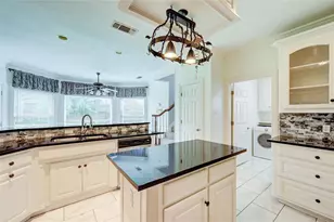2804 Vermont Ct, Arlington, TX 76001 - Photo 11
