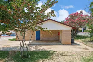 2637 W Randol Mill Rd, Arlington, TX 76012 - Photo 11