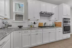 3210 S Linham Dr, Mansfield, TX 76084 - Photo 9