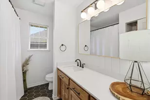 121 Honeysuckle Dr, Justin, TX 76247 - Photo 25