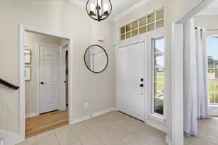 121 Honeysuckle Dr, Justin, TX 76247 - Photo 5