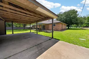 709 S Oak St, Van, TX 75790 - Photo 33