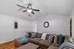 709 S Oak St, Van, TX 75790 - Photo 7