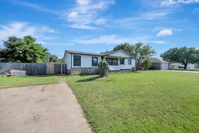 305 Branson Road, Roanoke, TX 76262 - Photo 3