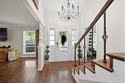 1601 Oak Meadow Drive, Irving, TX 75061 - Photo 3