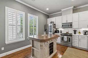 600 E Bluff St, Fort Worth, TX 76102 - Photo 7