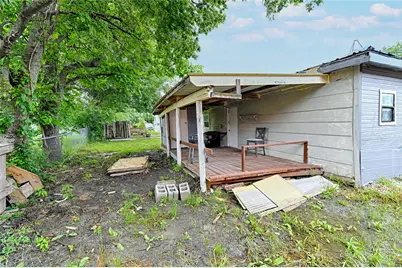 109 W Marsalis Street, Celeste, TX 75423 - Photo 19