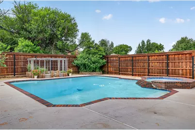 2340 Highlands Creek Road, Carrollton, TX 75007 - Photo 25