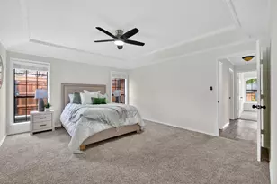 2340 Highlands Creek Rd, Carrollton, TX 75007 - Photo 17