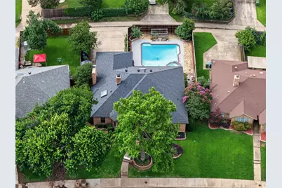 2340 Highlands Creek Road, Carrollton, TX 75007 - Photo 31