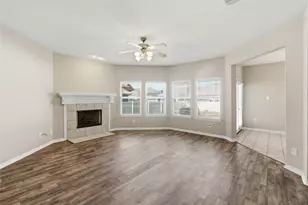 1117 Wenk Dr, Aubrey, TX 76227 - Photo 7