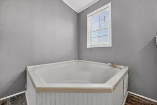 8316 County Rd 508, Alvarado, TX 76009 - Photo 23