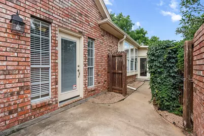 412 Springhill Court, Burleson, TX 76028 - Photo 29