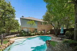2401 Pinehurst Ct, Highland Village, TX 75077 - Photo 5