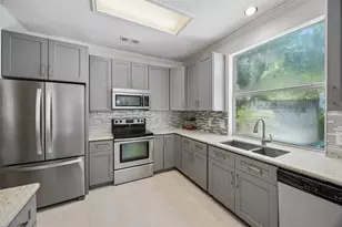 2401 Pinehurst Ct, Highland Village, TX 75077 - Photo 9