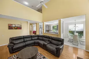2401 Pinehurst Ct, Highland Village, TX 75077 - Photo 5