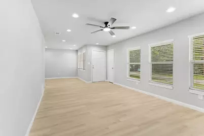 408 N Gowdy Street, Whitewright, TX 75491 - Photo 9